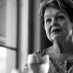 GHITA NØRBY – ET HÅRDT STED