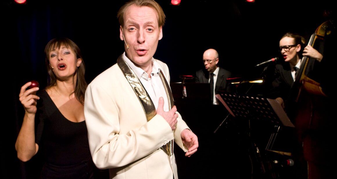 MÅSKE KU’ VI – EN SEBASTIAN-CABARET