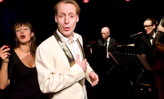 MÅSKE KU’ VI – EN SEBASTIAN-CABARET