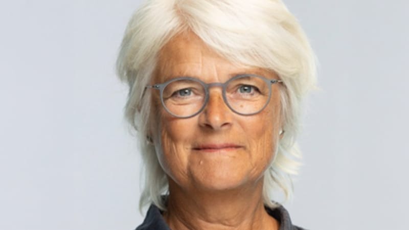 Annette Vilhelmsen BREVET: MAGTENS CENTRUM