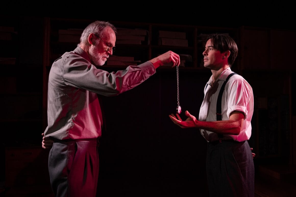 Forræder_Randers Teater_stor_foto Martin Gundesen (17)-LILLE FORRÆDER