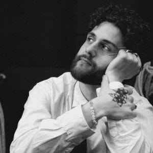 DIREKTØRTID: TALK MED KUNSTNERISK PROFIL, ELIAS SADAQ